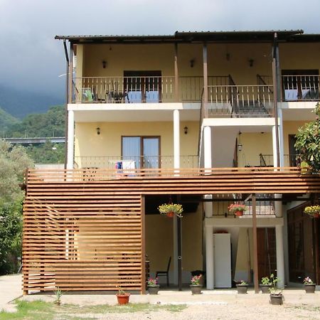 Guest House Letto Gagry Exterior photo
