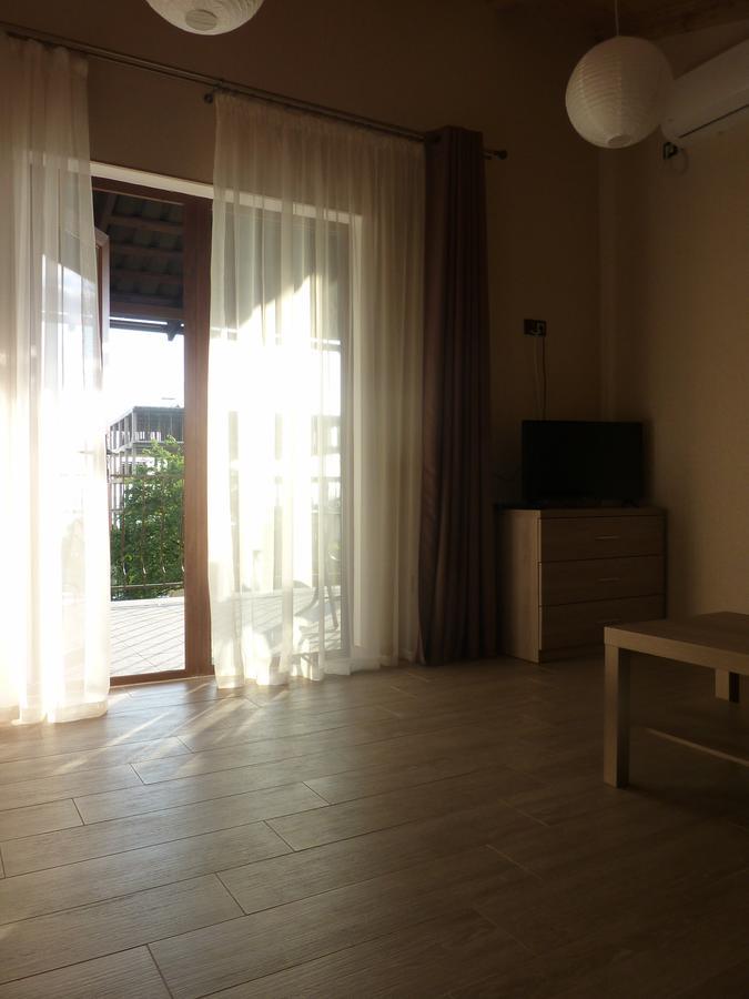 Guest House Letto Gagry Exterior photo
