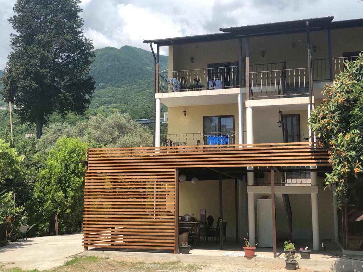 Guest House Letto Gagry Exterior photo