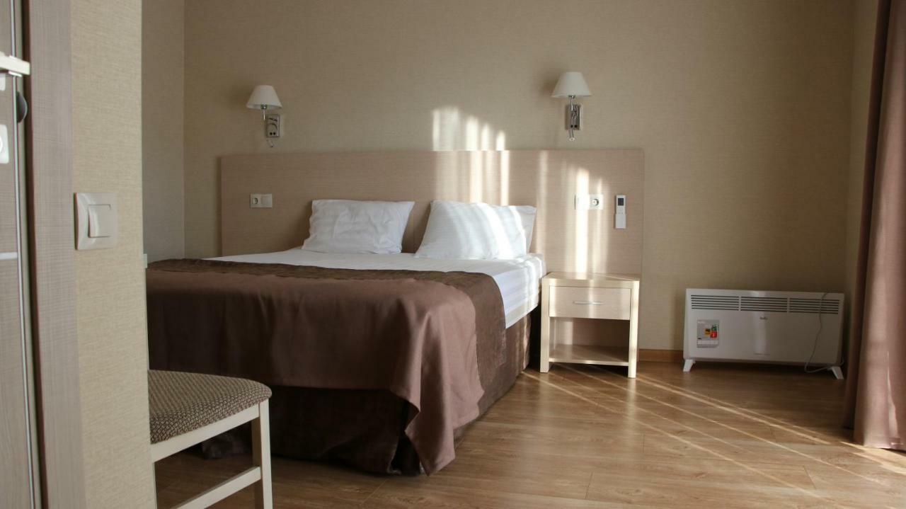 Guest House Letto Gagry Exterior photo